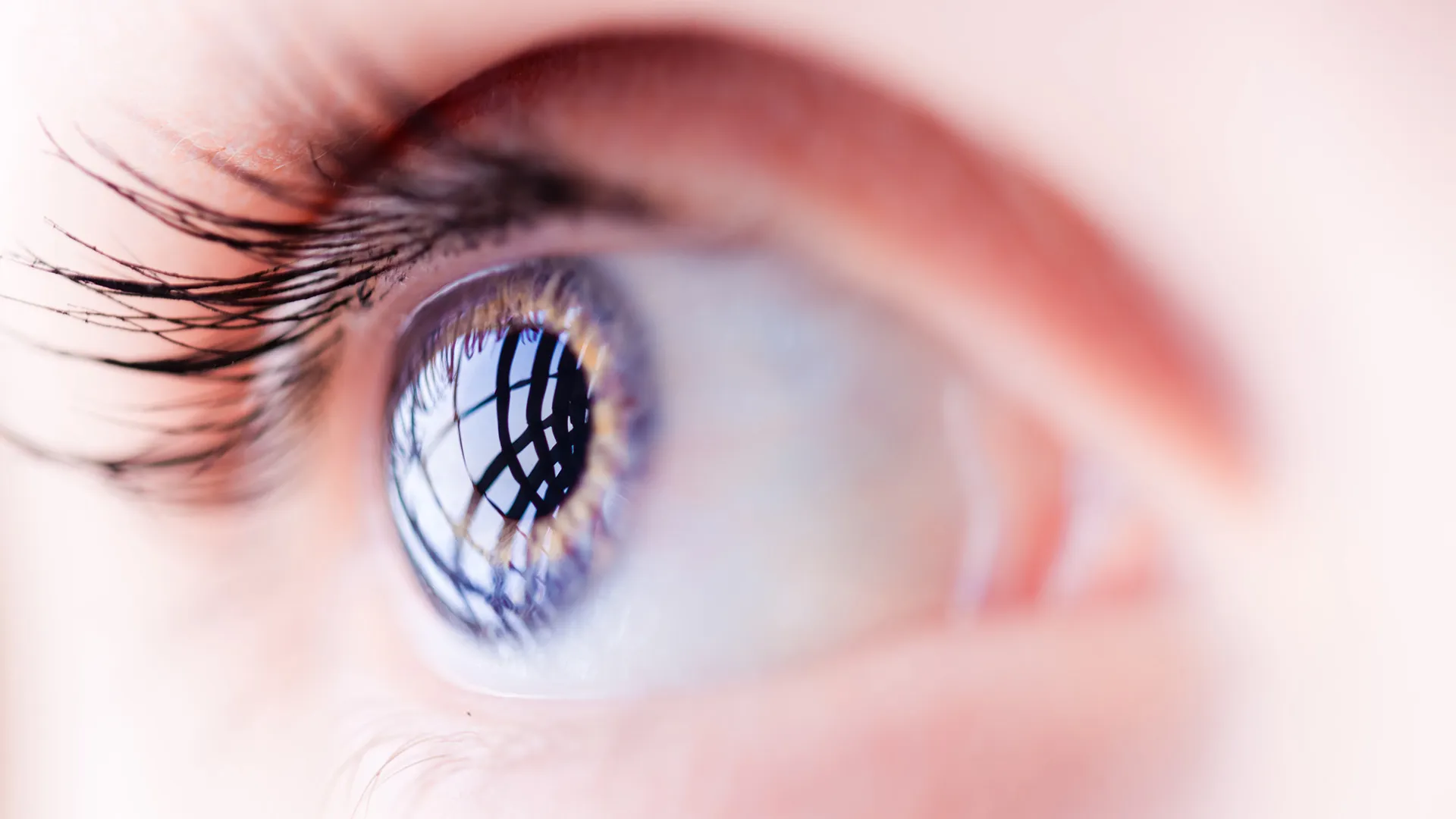 What Are Keratoconus Symptoms and How Are They Treated